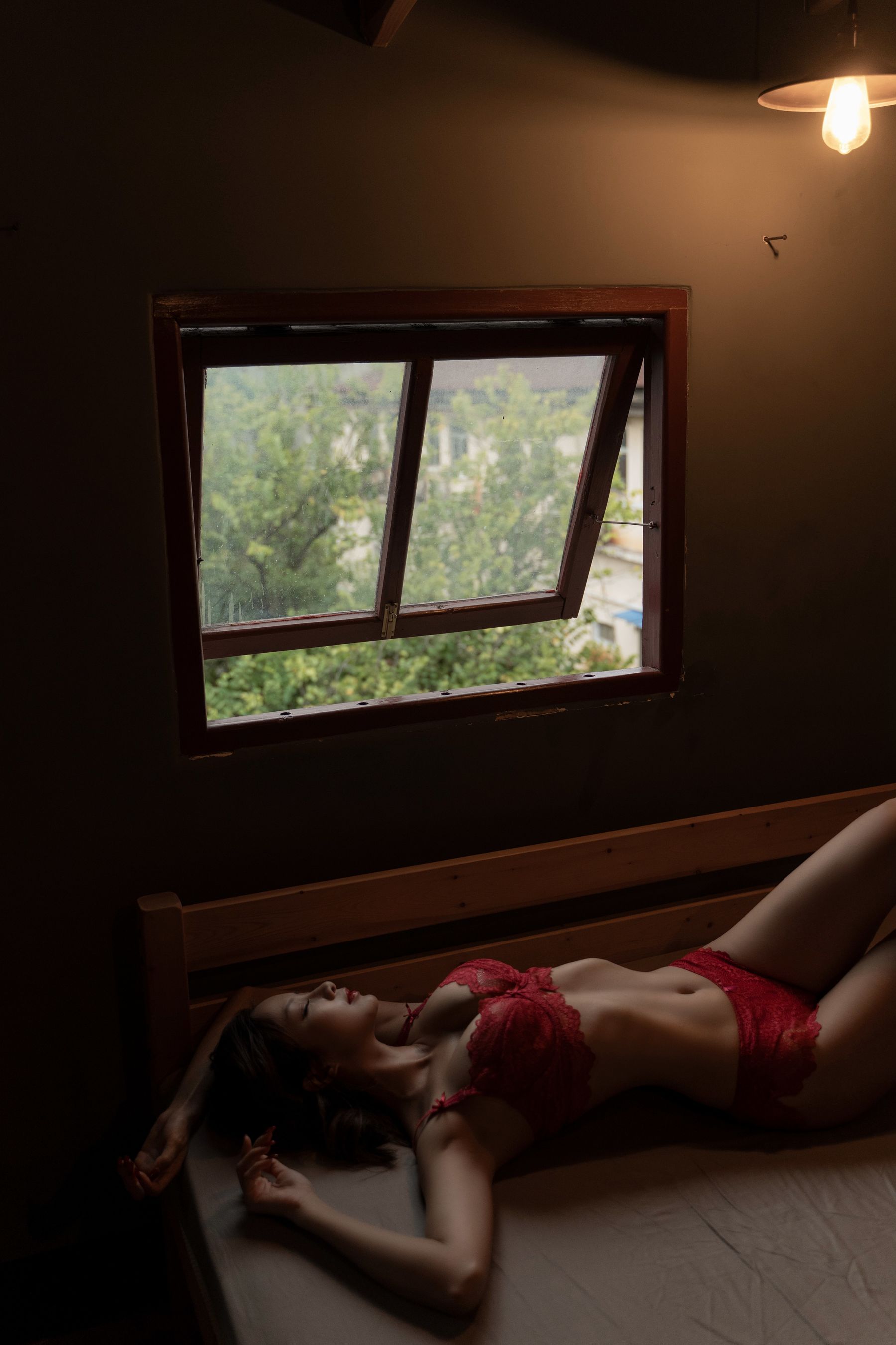 [网红COSER写真] Nicole小月 - 后窗 套图33